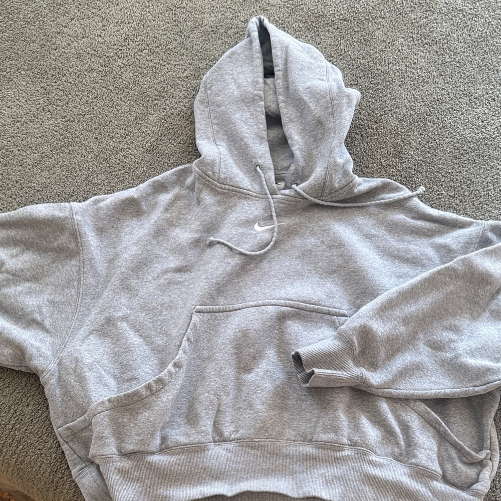 Nike Gray Cropped Hoodie